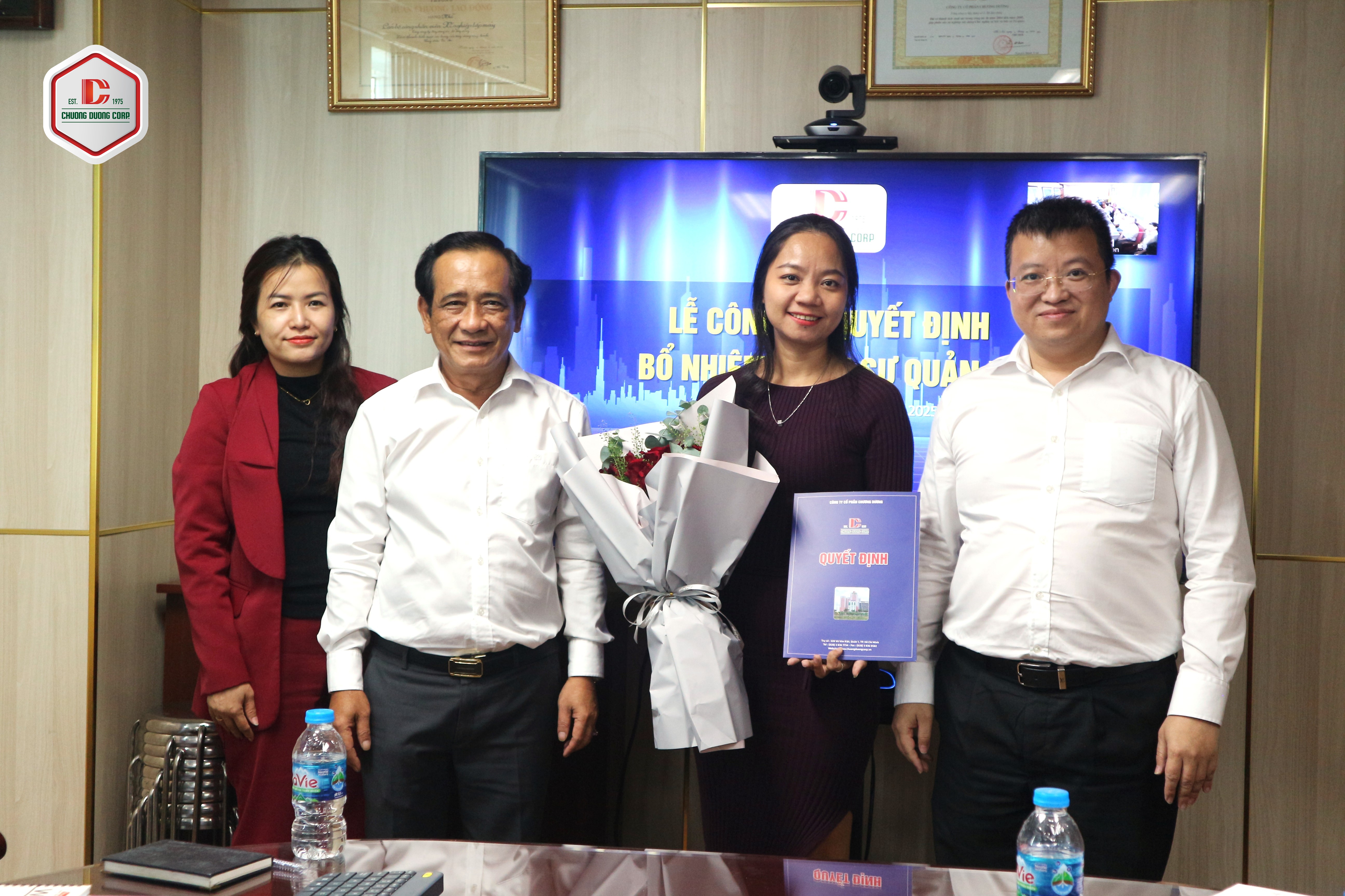 CEREMONY ANNOUNCING THE APPOINTMENT DECISION OF ACTING CHIEF ACCOUNTANT HUYNH HOANG HOAI HAN
